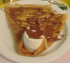 Crepe Panna cotta e colata di nutella